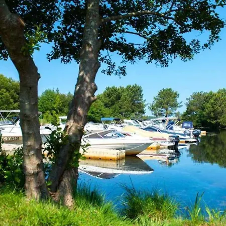 Kemp Mobile Grand Confort 4 A 6personnes Au Bord Du De Biscarosse 4 Etoiles