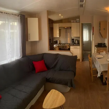 Kemp Mobile Grand Confort 4 A 6personnes Au Bord Du De Biscarosse 4 Etoiles *