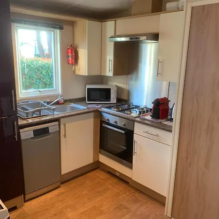 Mobile Grand Confort 4 A 6personnes Au Bord Du De Biscarosse 4 Etoiles *