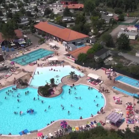 Mobile Grand Confort 4 A 6personnes Au Bord Du De Biscarosse 4 Etoiles